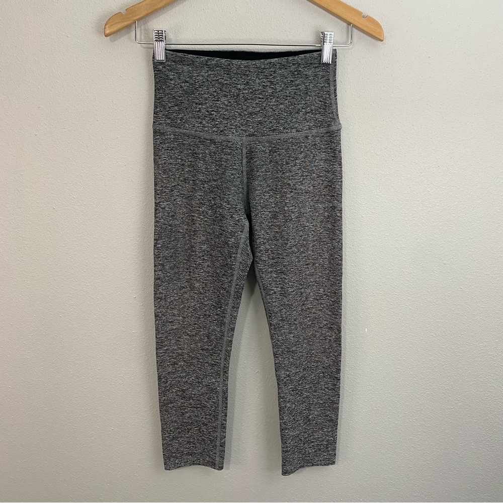 Beyond Yoga Cropped Gray Leggings Women's Size Small